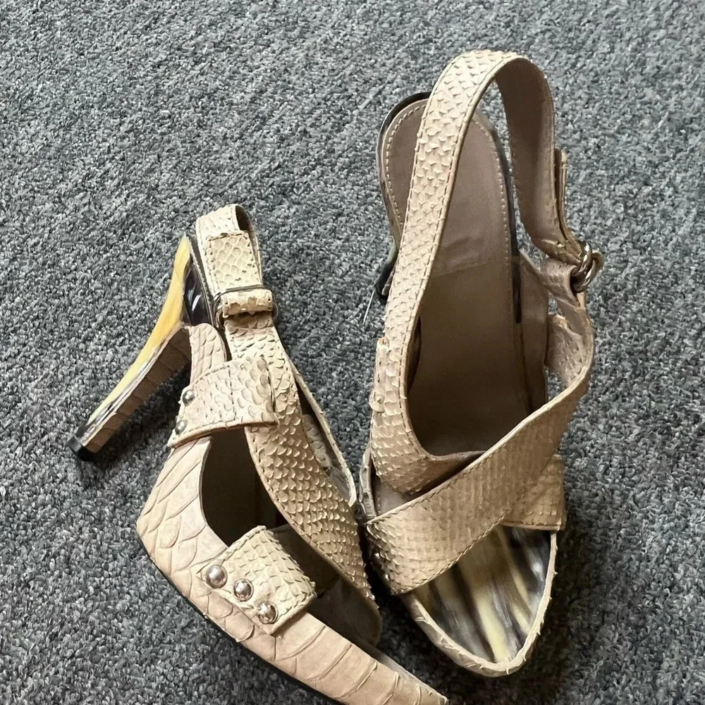 Dior Light Grey Python Embossed Leather Slingback Sandals, size 35.5 - Picture 5 of 6